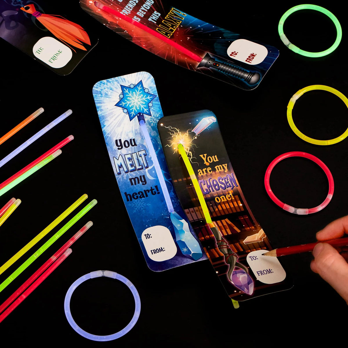30Pcs Kids Valentine's Cards with Glow Sticks - Classroom Exchange Gifts