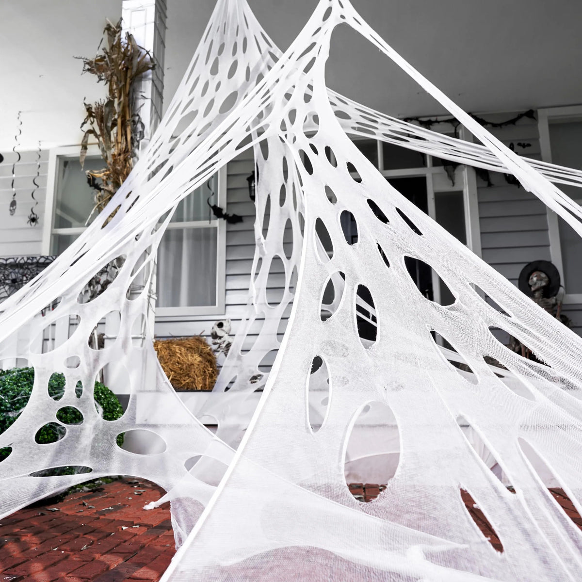 1000ft Halloween Giant Spider Web Decoration - Cut Your Own Stretchy Spider Netting