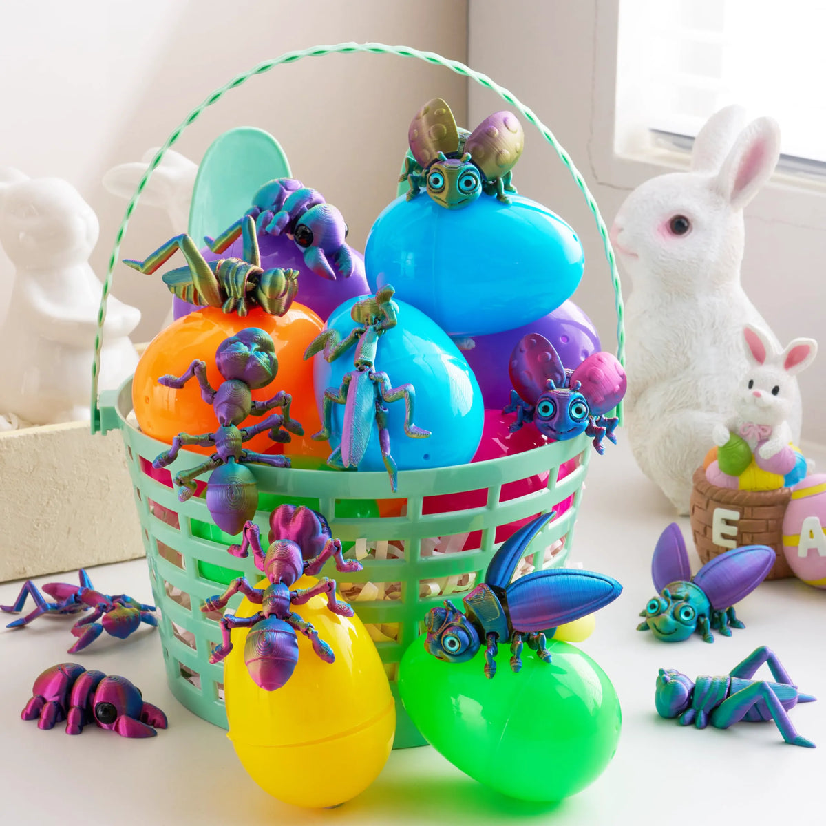 12 Prefilled Easter Eggs with 3D Printed Insect Toys