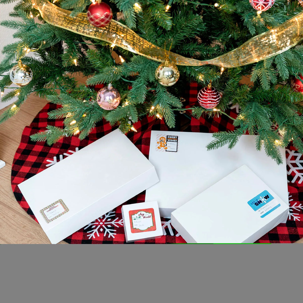 White Box with Assorted Size Design and Stickers, 12 Pcs