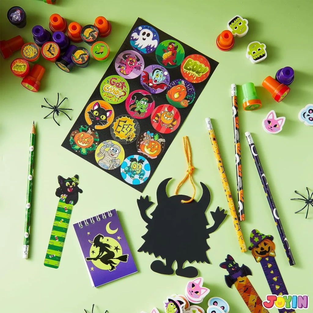 192-Piece Halloween Stationery Set