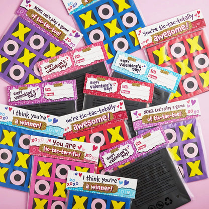 28 Pack Valentine's Day Gift Cards with Foam Tic-Tac-Toe Mini Board Game Toys
