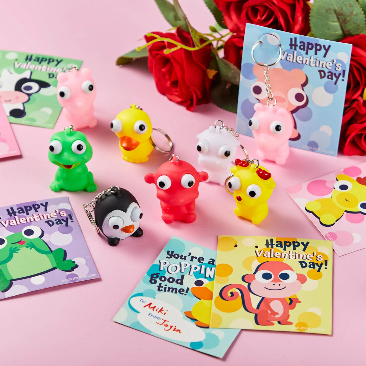 28 Packs Valentine's Day Gift Cards with Pop-Up Eyes Animal Keychains for Classroom Exchange Prizes