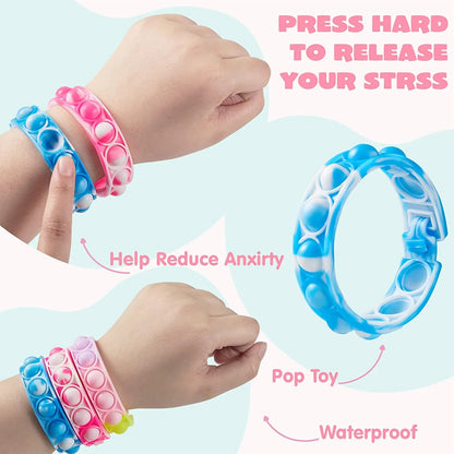 28-Piece Valentine's Day Heart Bracelet and Card Set for Kids Classroom Exchange Gifts