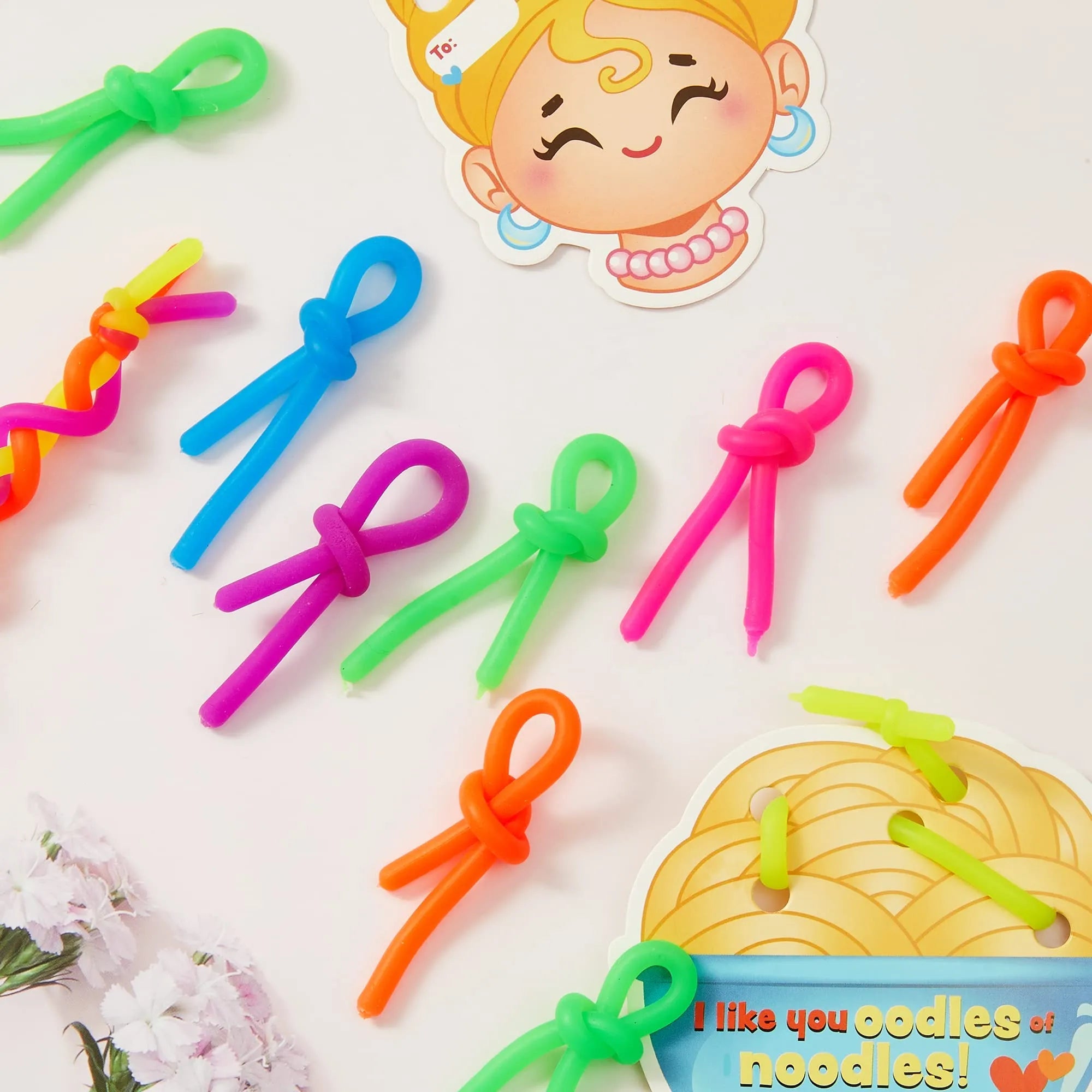 28 Pcs Kids Valentine's Cards with Stretchy String - Classroom Exchange Gifts