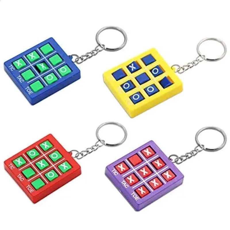 28-Piece Tic-Tac-Toe Keychain Gifts with Valentine's Day Cards for Classroom Exchange