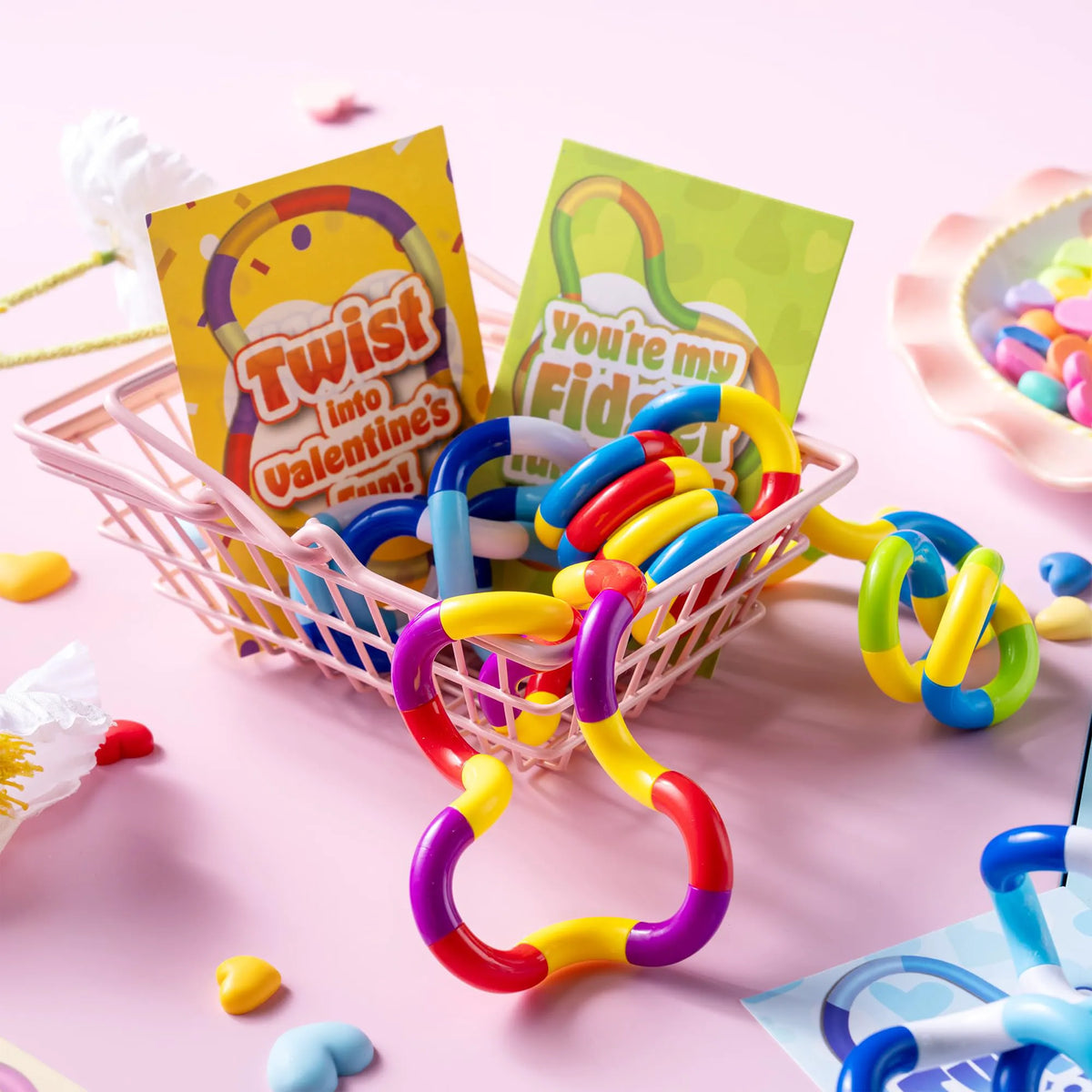 28 Pcs Valentine's Day Twist & Spin Fidget Chains with Cards