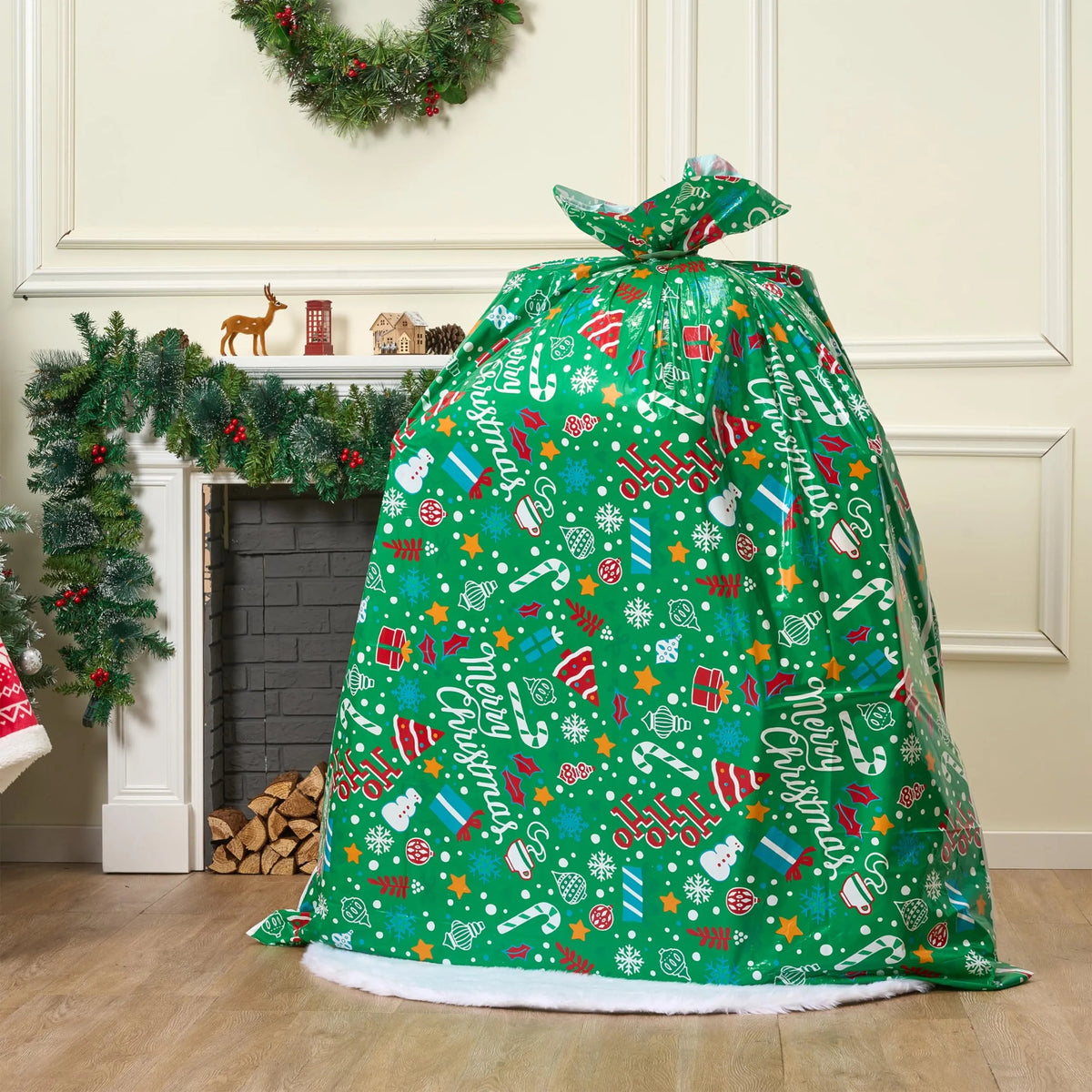 2-Piece Christmas Jumbo Bicycle Bags, Red & Green, 72x60 Inches