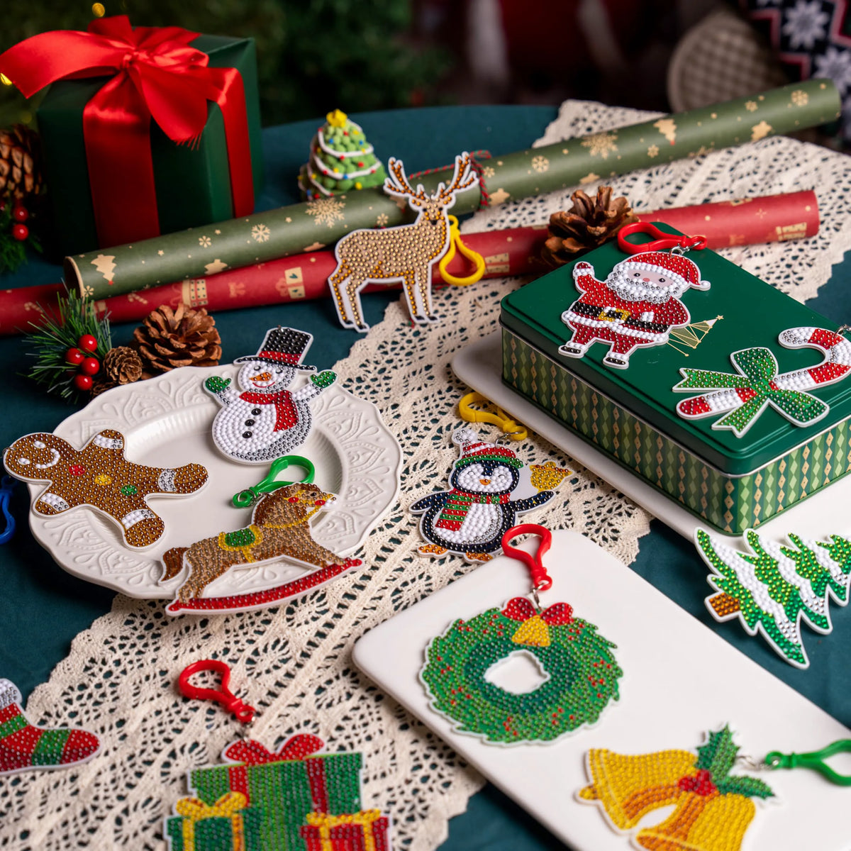 12 Pcs Christmas Diamond Art Ornaments Kit, 5D DIY Craft with Keychains for Kids