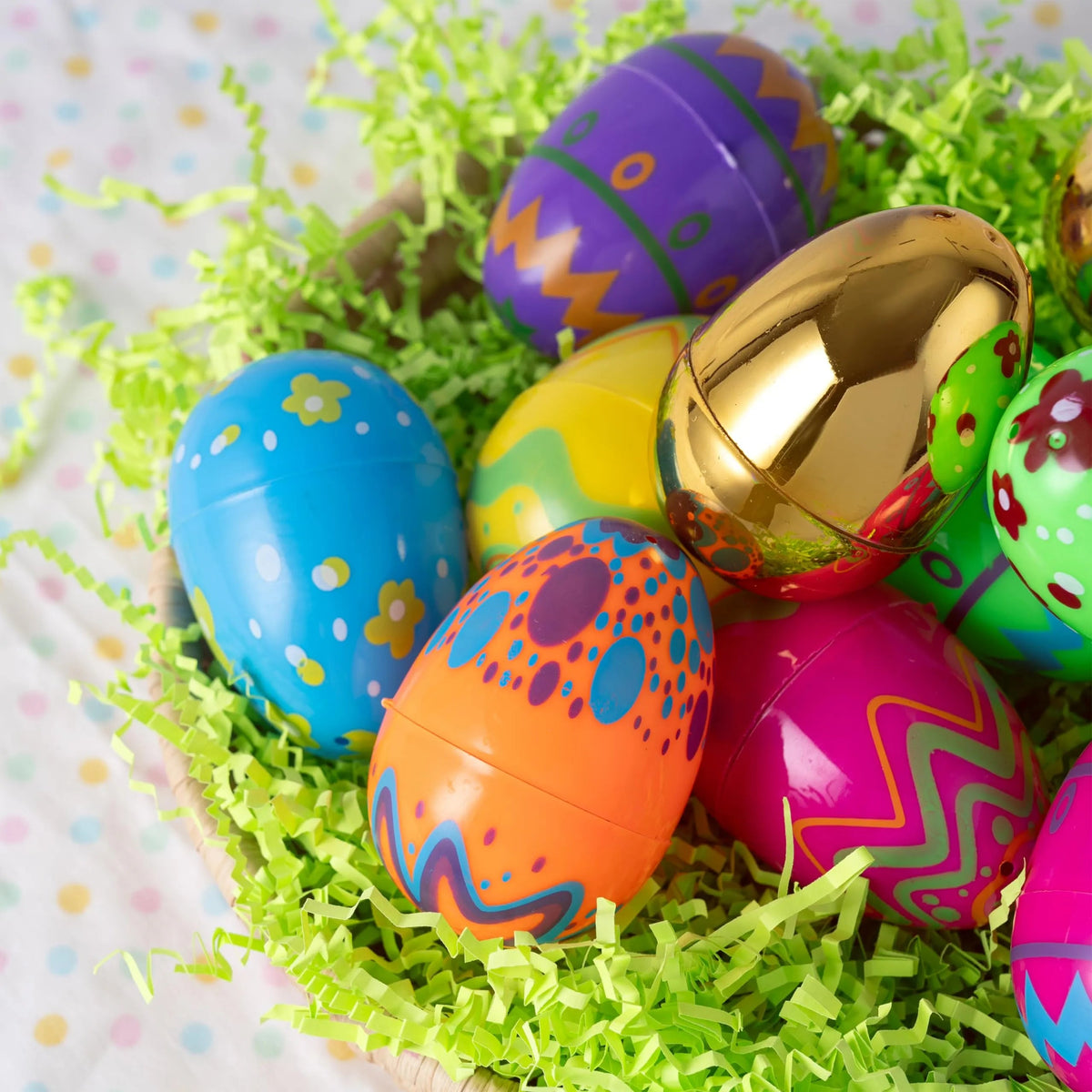 44Pcs 3.15in Printed Eggs with 8 Golden Eggs for Easter Egg Hunt