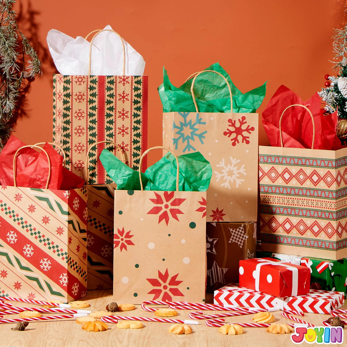 48 Christmas Kraft Gift Bags - 7x9x3.5 Inches for Gifts and Party Supplies