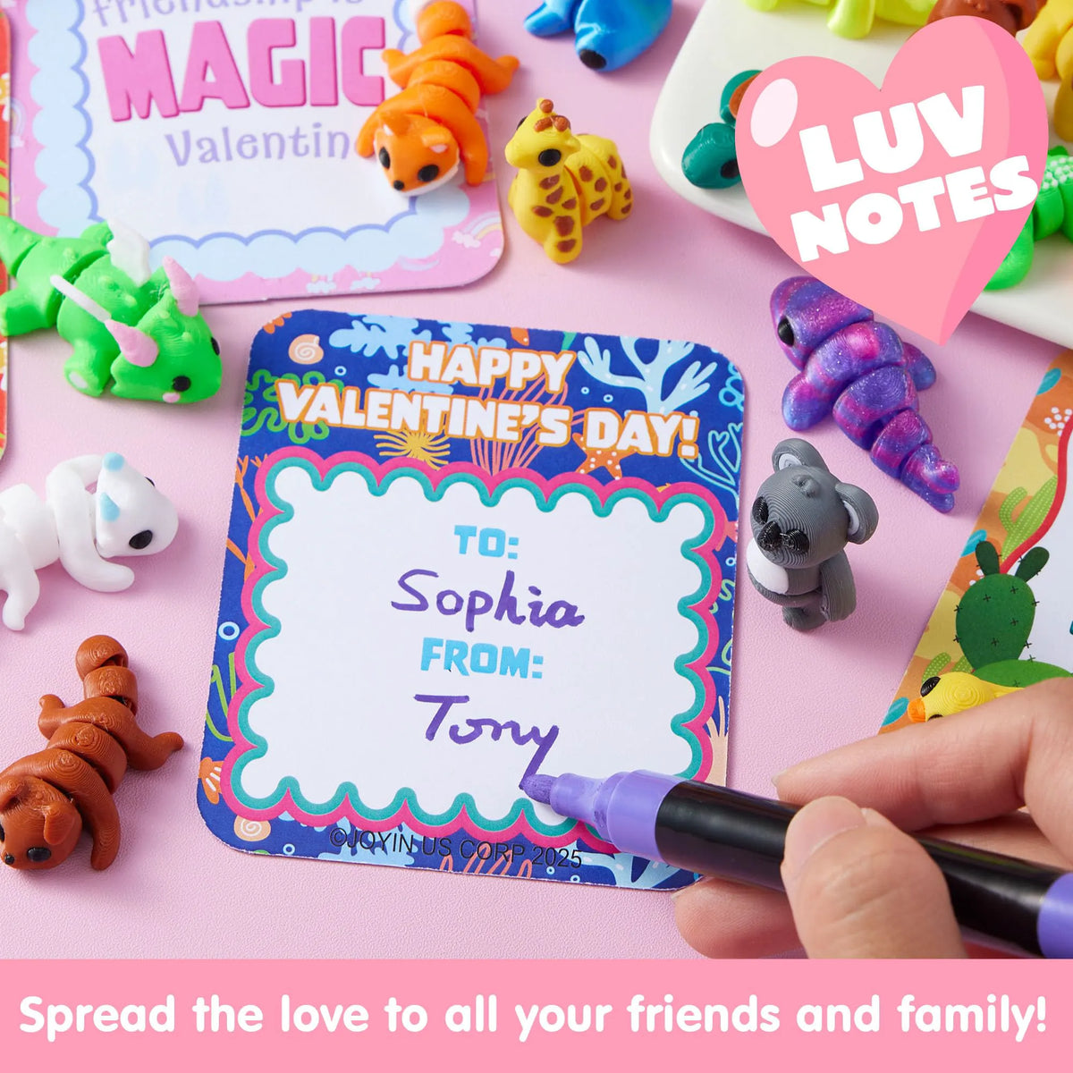 28-Piece Set of 3D Printed Mini Animals with Valentine Greeting Cards for Kids