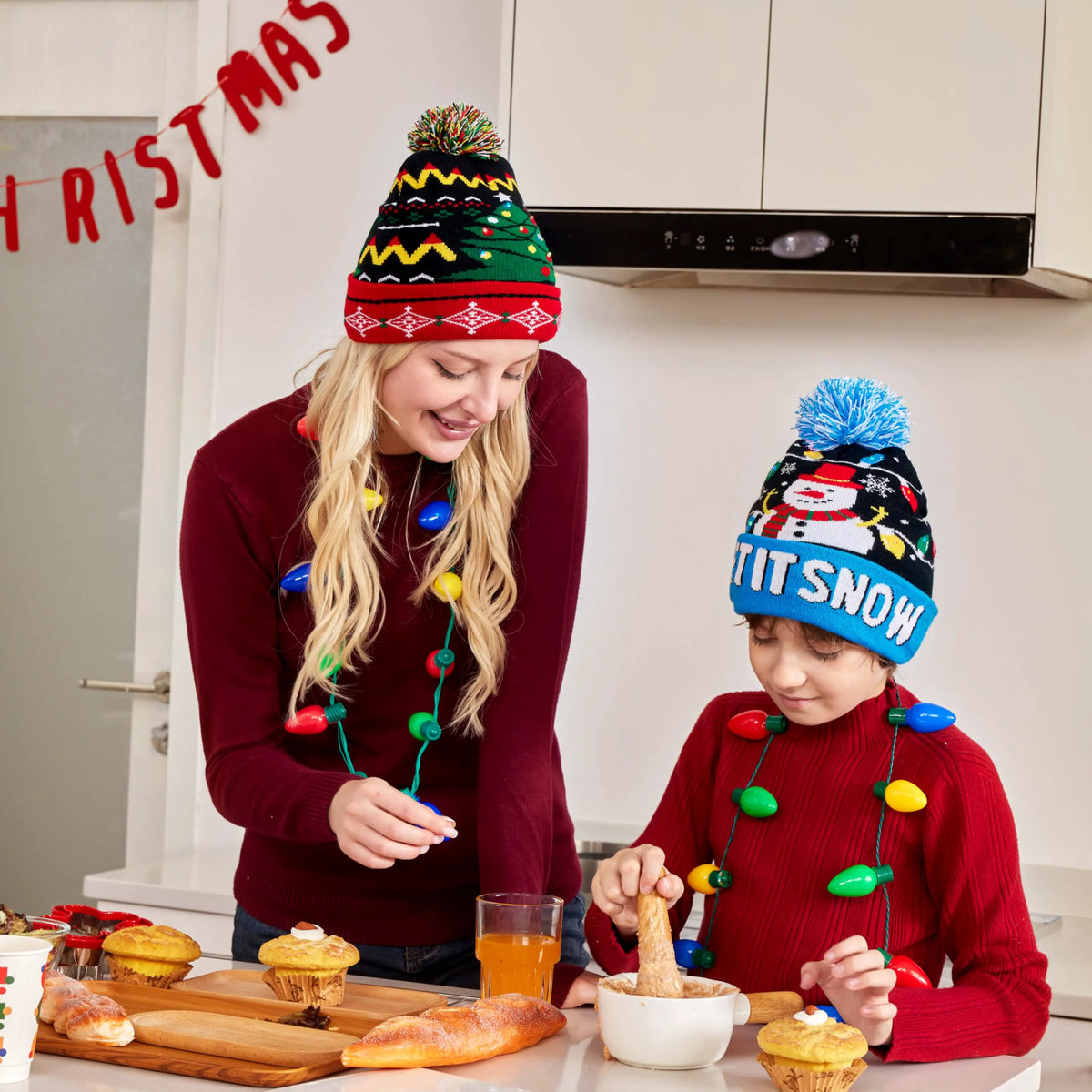 Light-Up Knitted Snowman Christmas Beanie