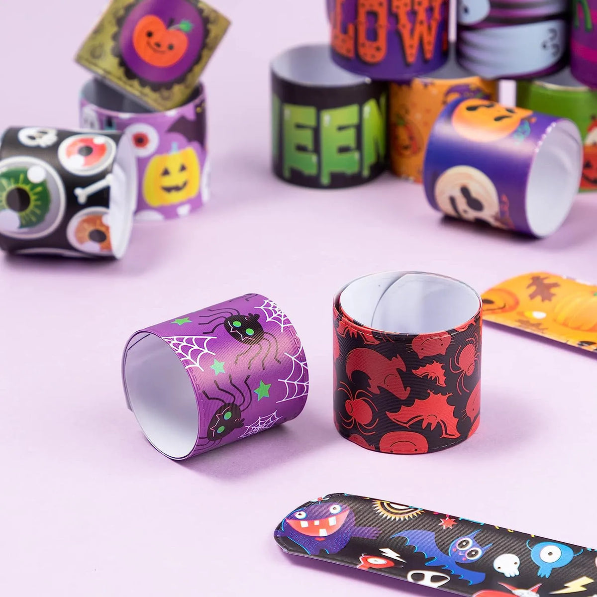 100-Pack Halloween Friendship Slap Bracelets for Kids