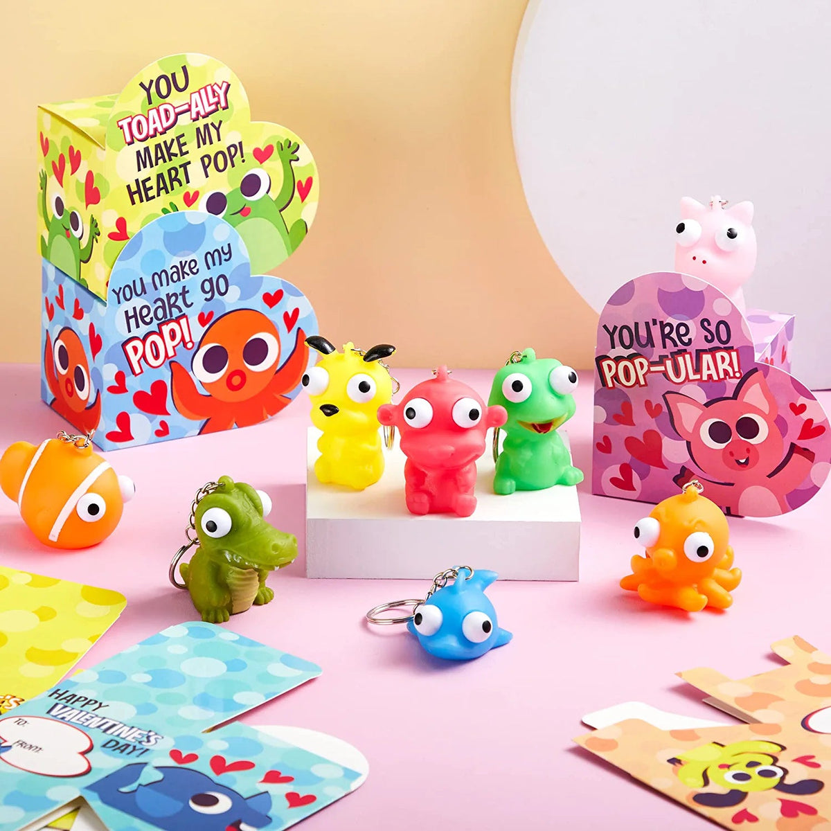 24 Pcs Kids Valentine's Cards with Bulging Eyes in Boxes - Classroom Exchange Gifts