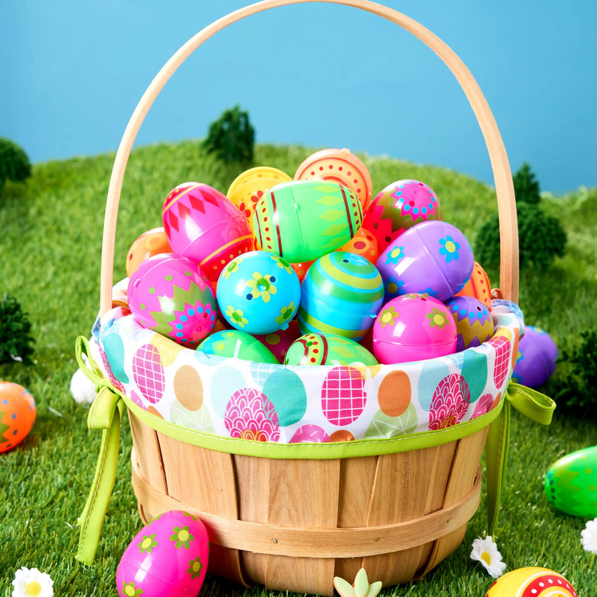 50 Bright Printed Plastic Easter Eggs for Easter Egg Hunt