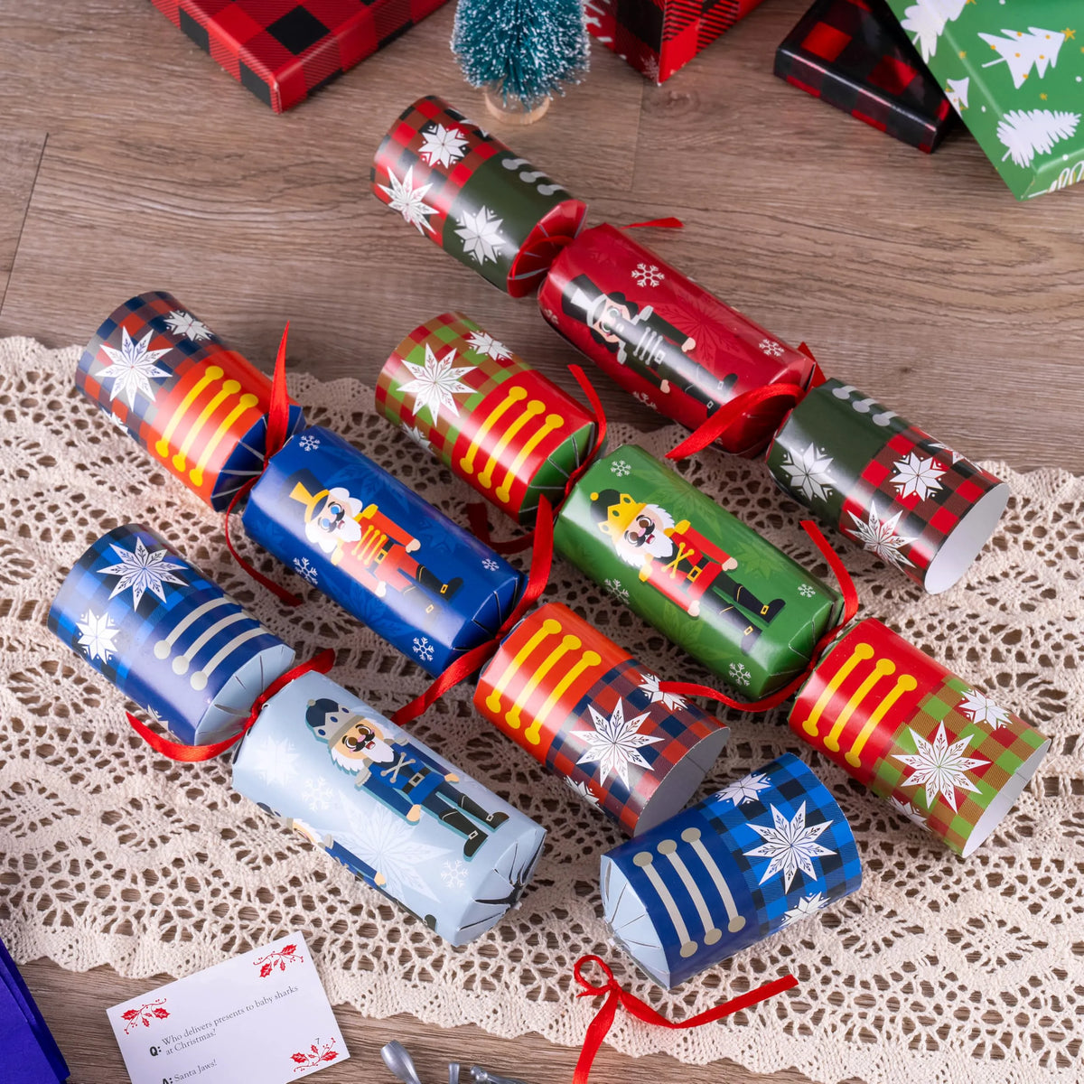 Christmas Party Table Favors (Nutcrackers) - 8 Pack