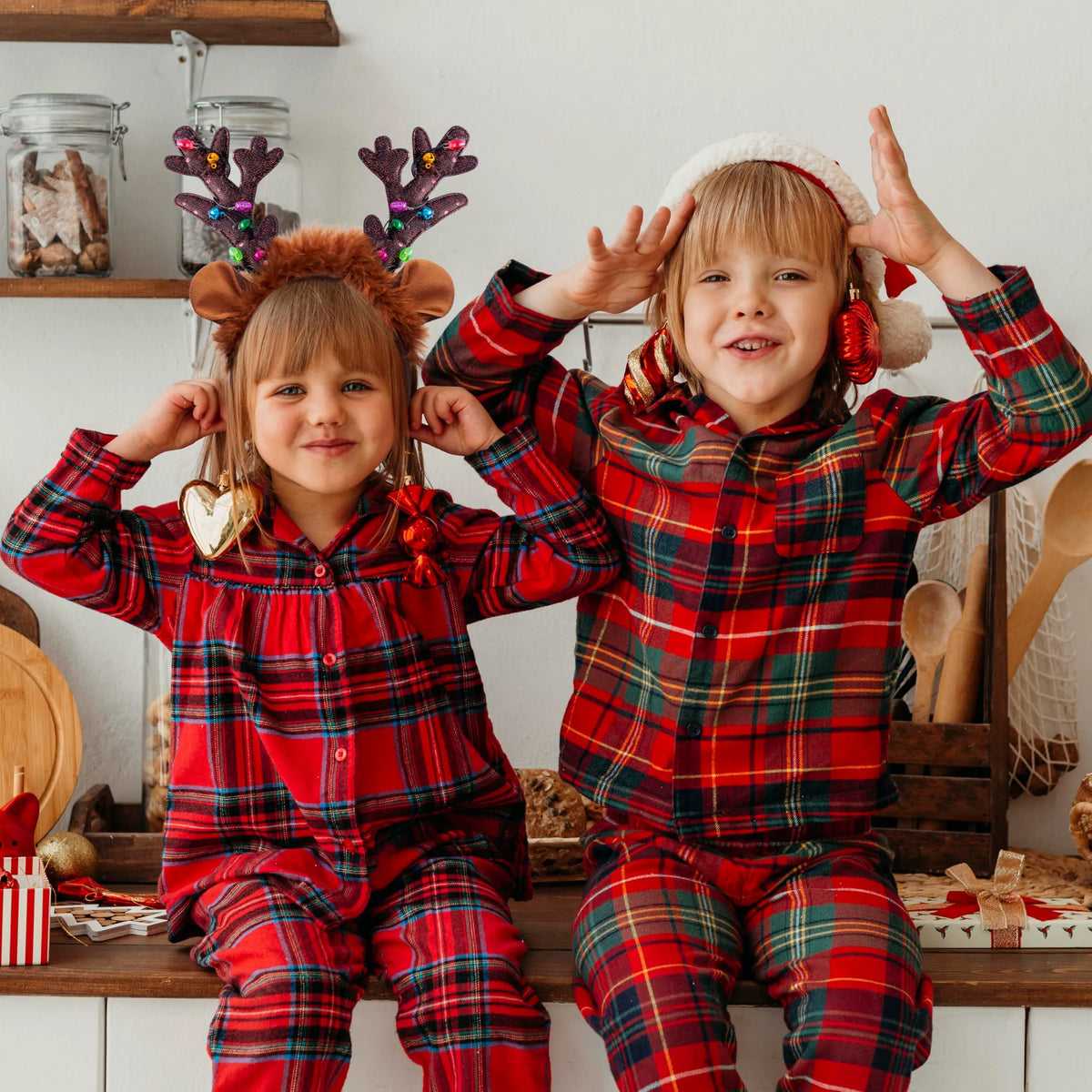 Holiday Light-Up Reindeer Headband for Adults and Kids