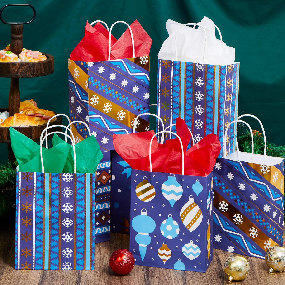 24 Pack Christmas Kraft Gift Bags