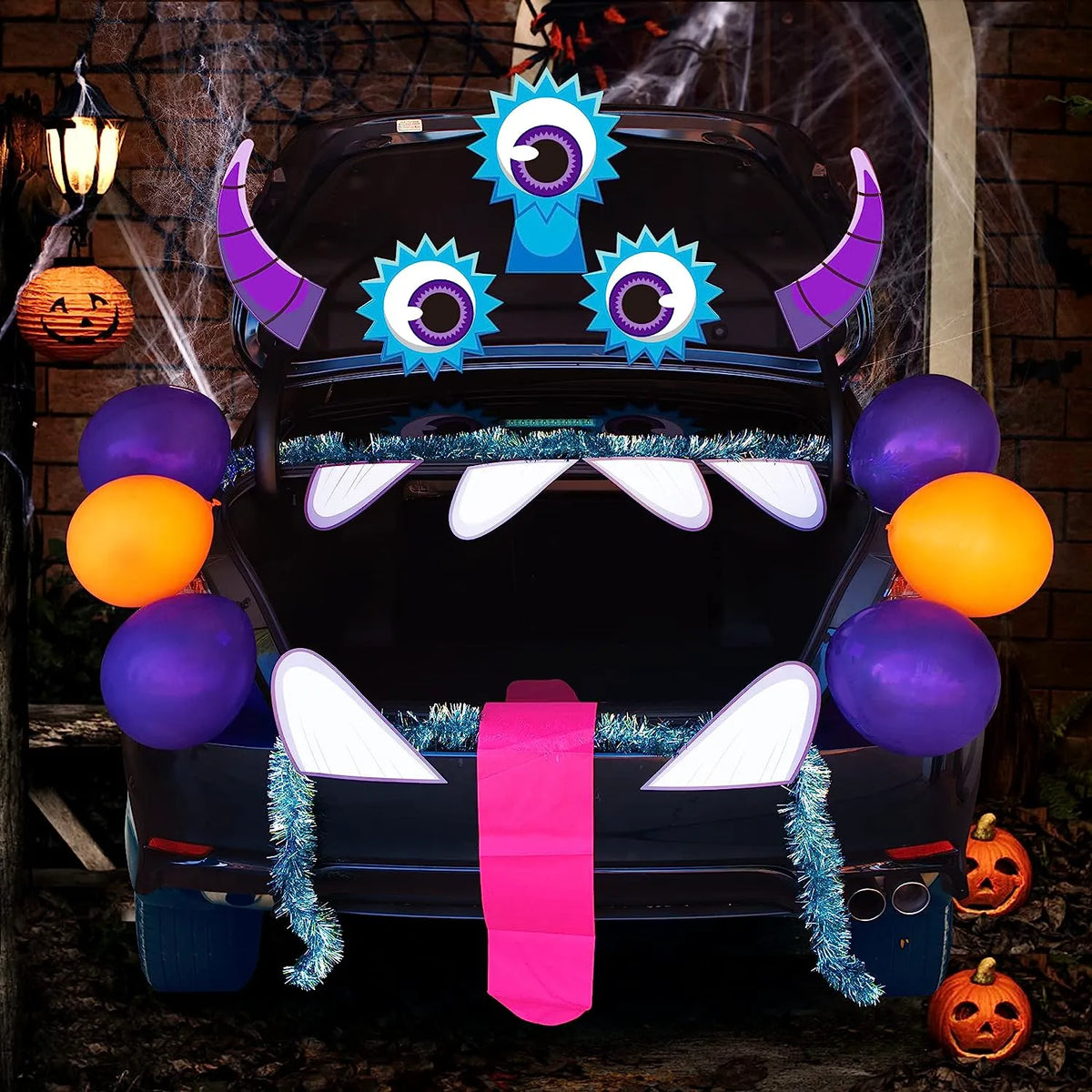 Monster Trunk or Treat with Balloon