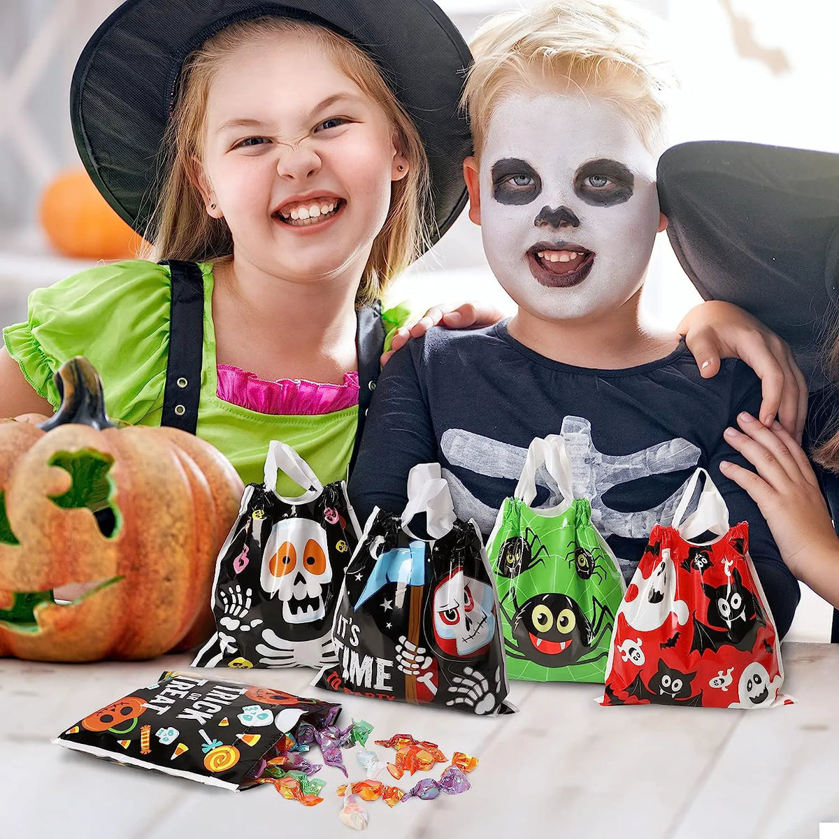 96 Pack Halloween Trick or Treat Drawstring Bags