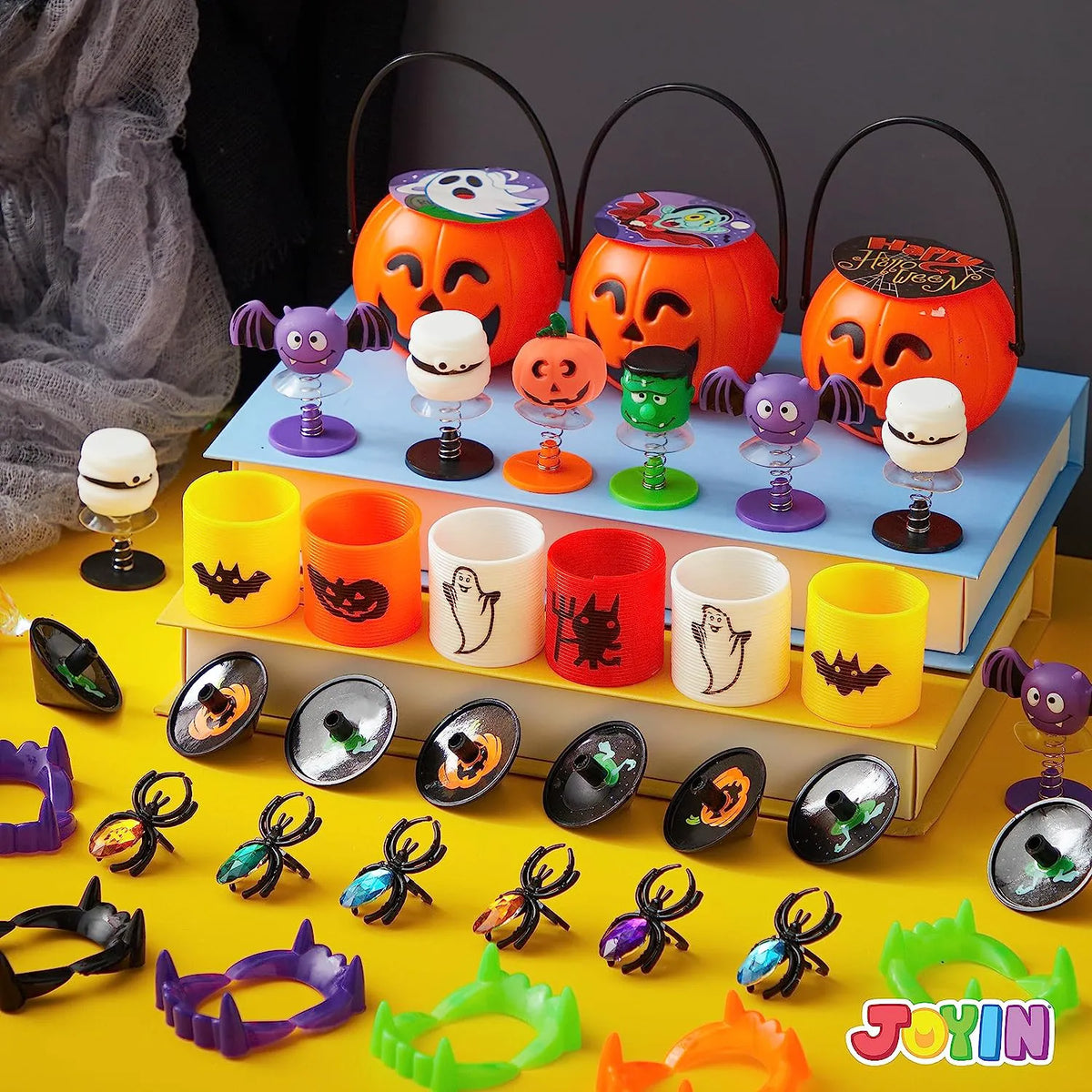 Prepack Novelty Toy Set with Pumpkin Bucket