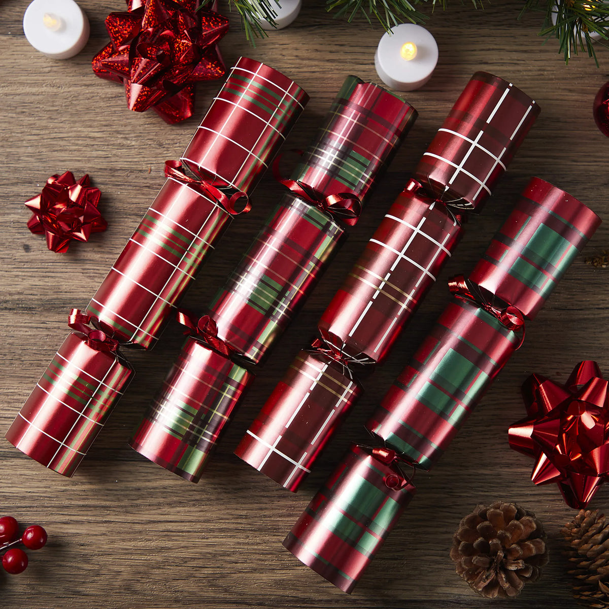 10-Inch Christmas Party Favor (Plaid) - No Snap
