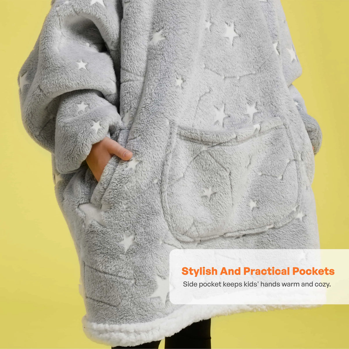Kids' Sherpa Wearable Blanket - Star Glow Print